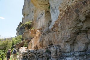 Saint-Marcellin : village semi-troglodyte