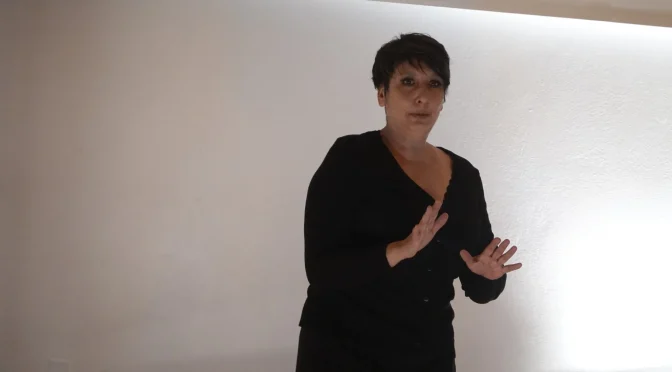 Reportage sur le spectacle de Sandra Rivière, One Woman choregraphique show